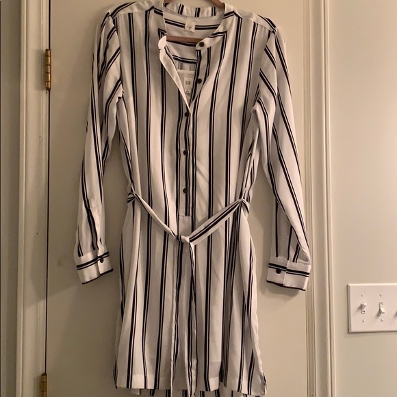 GAP Dresses & Skirts - GAP Tunic Dress